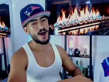 Chaturbate Free Porn Cam of david_johnson372