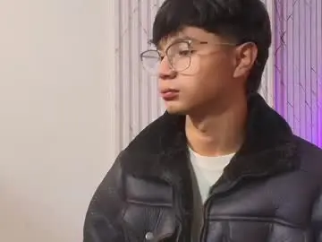 Chaturbate Live Sex Cam of spark_tay