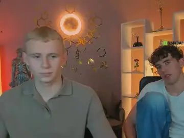 Chaturbate Live Sex Cam of rafael_bien