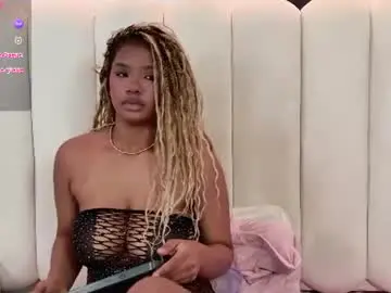 Chaturbate Sex Chat of ela_ebony_