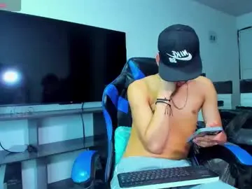 Chaturbate Live Sex of lyam_russo
