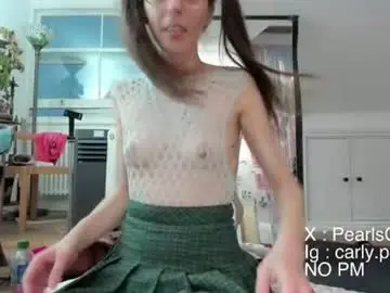 Chaturbate Free Porn Cam of carlypearls