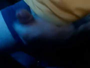 Chaturbate Live Sex Cam of justmelove11