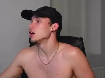 Chaturbate Live Porn of zack_huddle