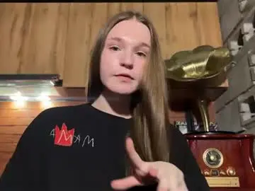 Chaturbate Best live sex cam show of nloraaa