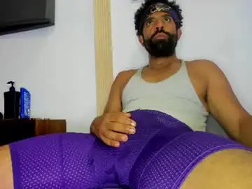 Chaturbate Live Sex Cam of drizzys_room