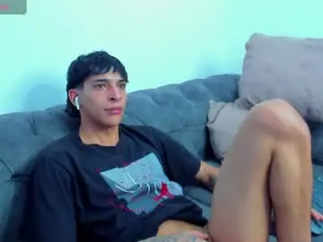 Chaturbate Live Porn of kroywave
