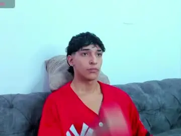 Chaturbate Live Sex Cam of kroywave