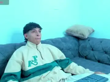 Chaturbate Best live sex cam show of kroywave