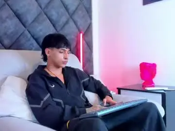 Chaturbate Watch Live Sex Cams of kroywave