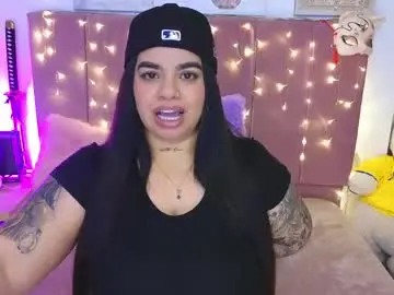Chaturbate Live Sex Cam of miahjoness