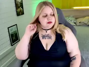 Chaturbate Live Sex Cam of sladadeew