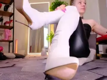 Chaturbate Live Sex Cam of angelella