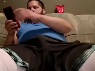 Chaturbate Live Sex Cam of handsomedaddy198924