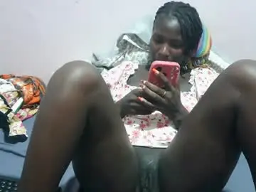 Chaturbate Nude Webcam of squirtypussie