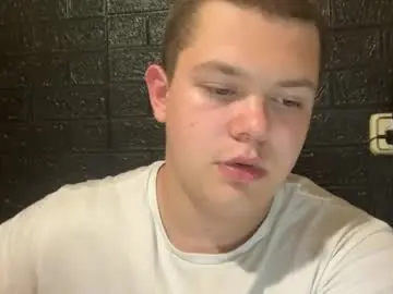 Chaturbate Adult Webcam of cutebutnaughty_