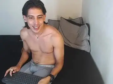 Chaturbate Sex Chat of robisson_zack