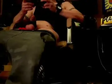 Chaturbate Live Sex Cam of str8foryouguy