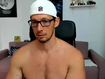 Chaturbate Live Sex of brutusk1