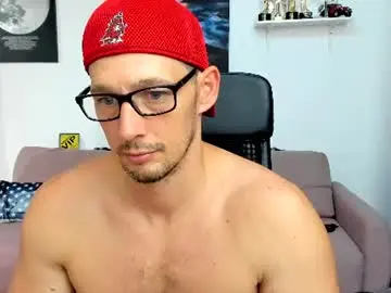 Chaturbate Watch Live Sex Cams of brutusk1