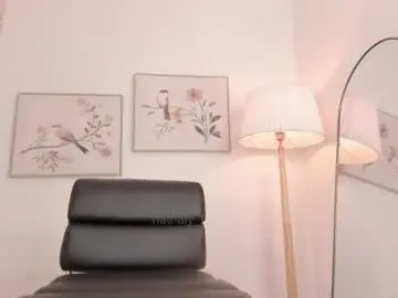 Chaturbate Live Sex Cam of nathaly_laurentt