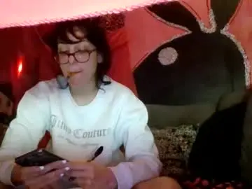 Chaturbate Live Sex of twizzytoxic22