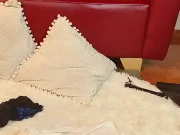 Chaturbate Live Sex of vivi_ruby