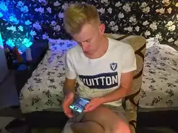 Chaturbate Best live sex cam show of blond_boy69