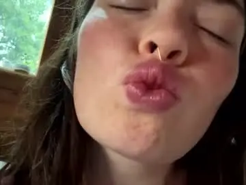 Chaturbate Free Porn Cam of emersoncane