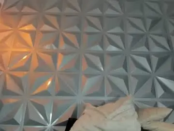 Chaturbate Live Porn of sasha__velvet_