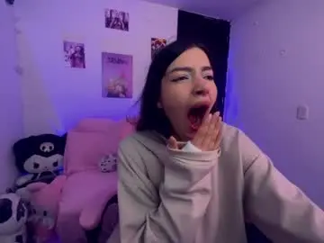 Chaturbate Adult Video Chat of cami_mila99
