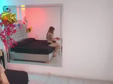 Chaturbate Free Live Porn of juliieta_gray