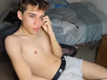 Chaturbate Sex Chat of kevinonly43