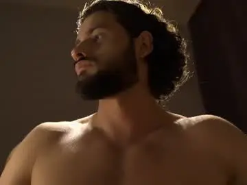 Chaturbate Live Sex Cam of double_luckystrike