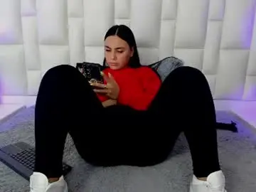 Chaturbate Nude Webcam of ariana_rouse_