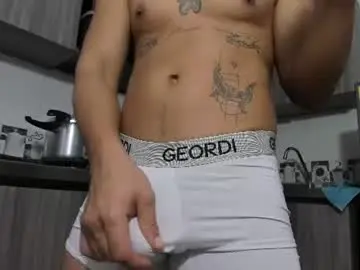 Chaturbate Best live sex cam show of confi17_latin