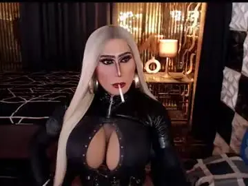 Chaturbate Watch Live Sex Cams of queen_horsecock
