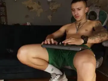 Chaturbate Live Porn of rogert_xx