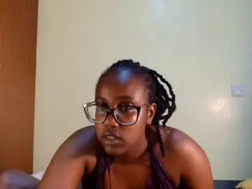 Chaturbate Adult Webcams of elowen655796