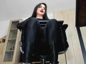 Chaturbate Watch Live Sex Cams of mistressmichelle5