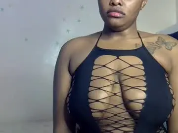 Chaturbate Live Sex Cam of pretty_daina3