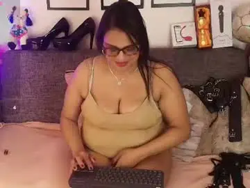 Chaturbate Live Porn of angelica_mature49