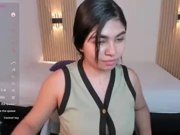 Chaturbate Best live sex cam show of milaheat1