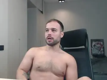 Chaturbate Live Sex Cam of sandro_best