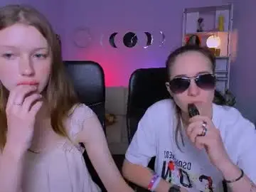 Chaturbate Live Sex Cam of daisy_baby_