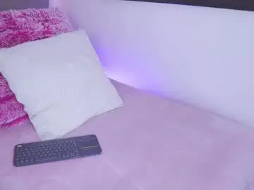 Chaturbate Adult Video Chat of lia_mackenzie