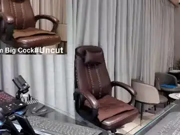 Chaturbate Live Sex Cam of alpha_boss_uk_office