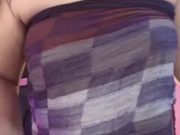 Chaturbate Live Porn of carolmiss_79