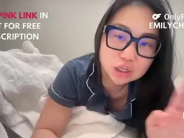 Chaturbate Live Sex Cam of emilychoi
