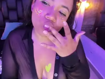 Chaturbate Sex Chat of nina_hazee_